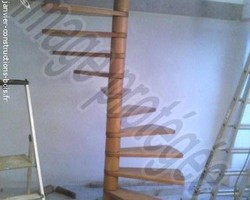Janvier Constructions Bois - Trégastel - Divers réalisations d'escaliers et gardes de corps